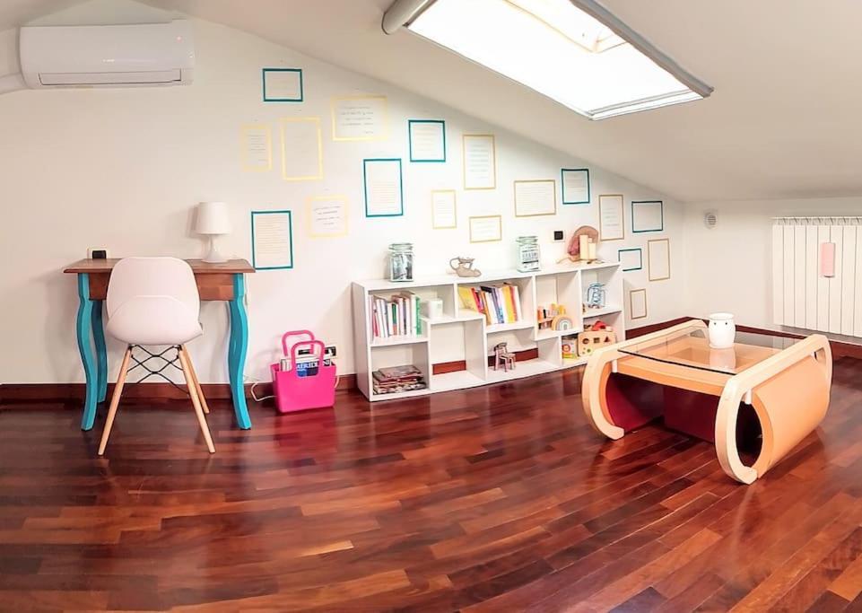 Apartment House Nubia, San Frediano, Near Ponte Vecchio, With Free Private Parking Lot Florence