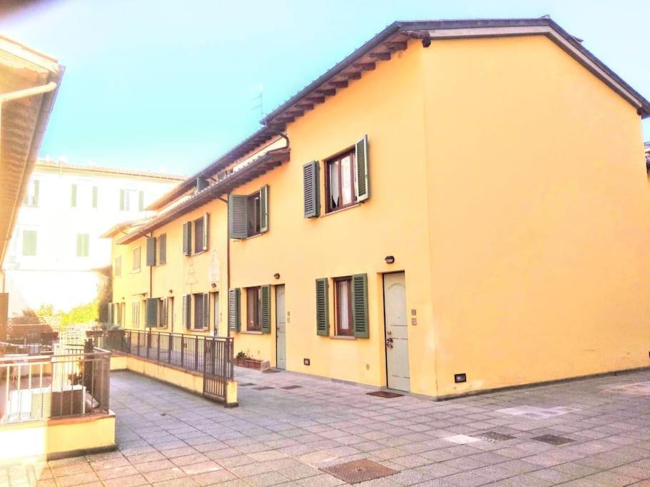 House Nubia, San Frediano, Near Ponte Vecchio, With Free Private Parking Lot Florence