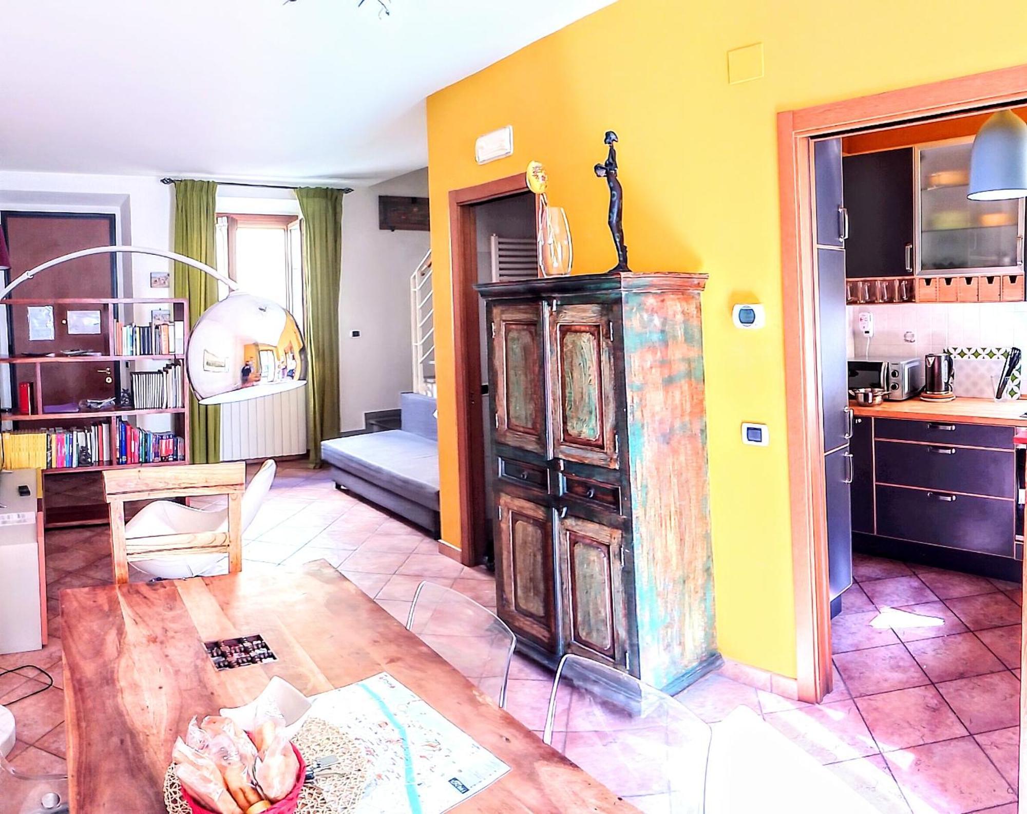 Apartment House Nubia, San Frediano, Near Ponte Vecchio, With Free Private Parking Lot