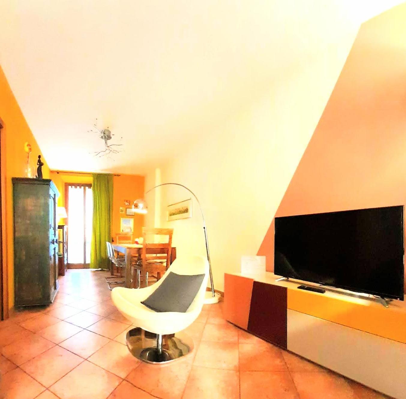 Apartment House Nubia, San Frediano, Near Ponte Vecchio, With Free Private Parking Lot