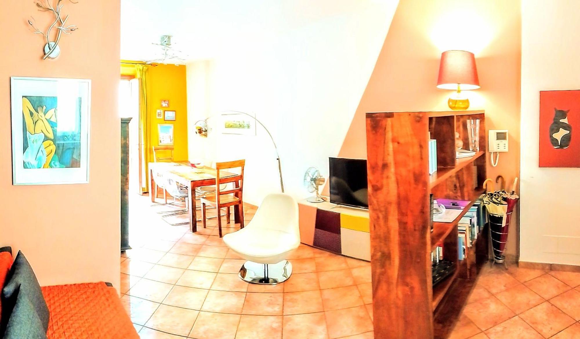 Apartment House Nubia, San Frediano, Near Ponte Vecchio, With Free Private Parking Lot Florence
