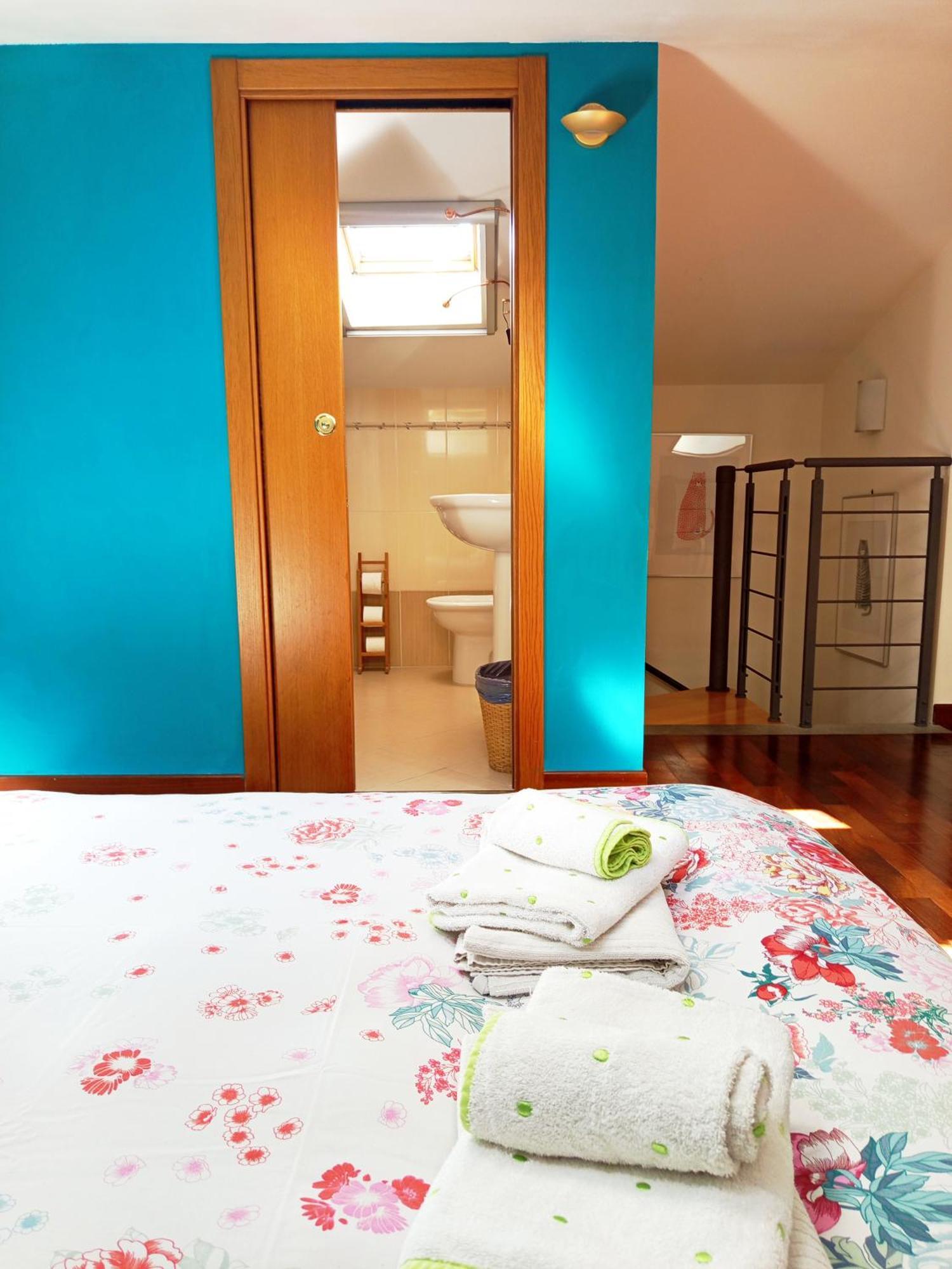 Apartment House Nubia, San Frediano, Near Ponte Vecchio, With Free Private Parking Lot