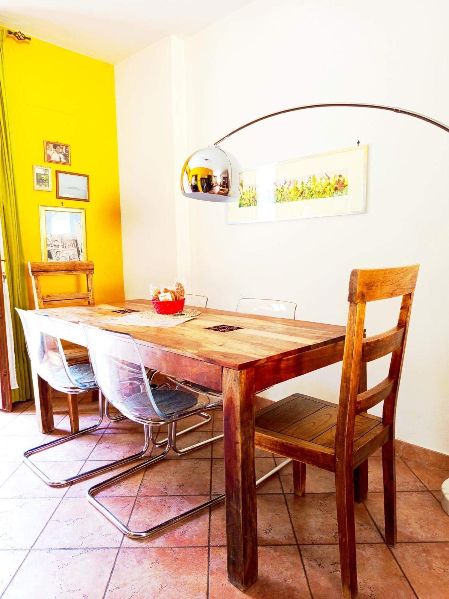 Apartment House Nubia, San Frediano, Near Ponte Vecchio, With Free Private Parking Lot