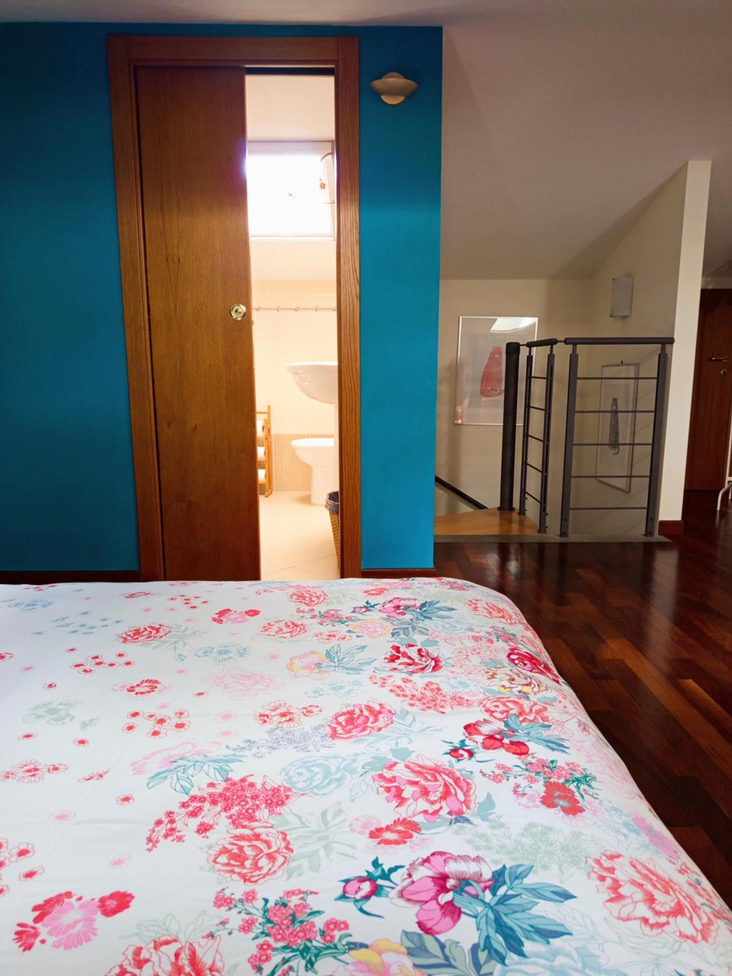 House Nubia, San Frediano, Near Ponte Vecchio, With Free Private Parking Lot Apartment *